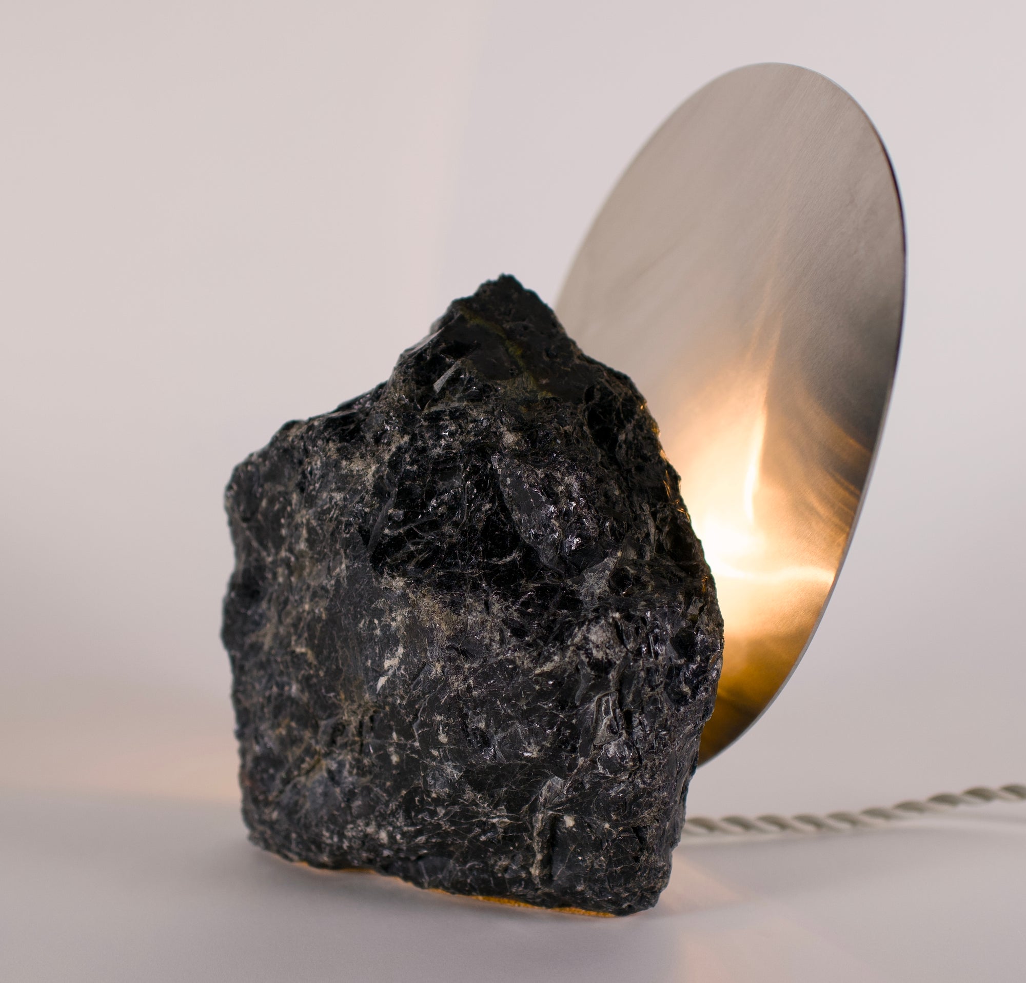 88611 Teharonhiawako (2001 QT297)