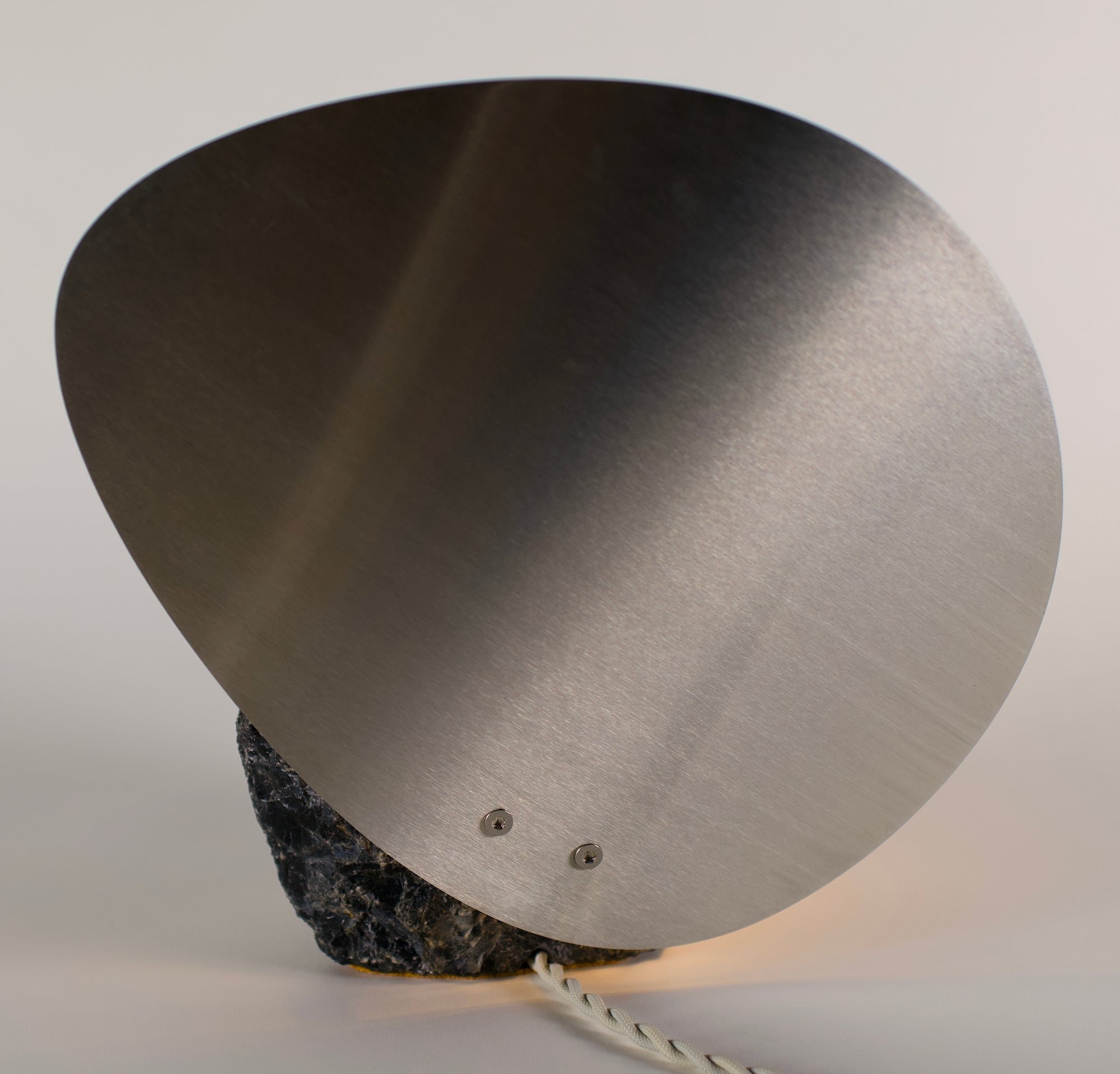 88611 Teharonhiawako (2001 QT297)