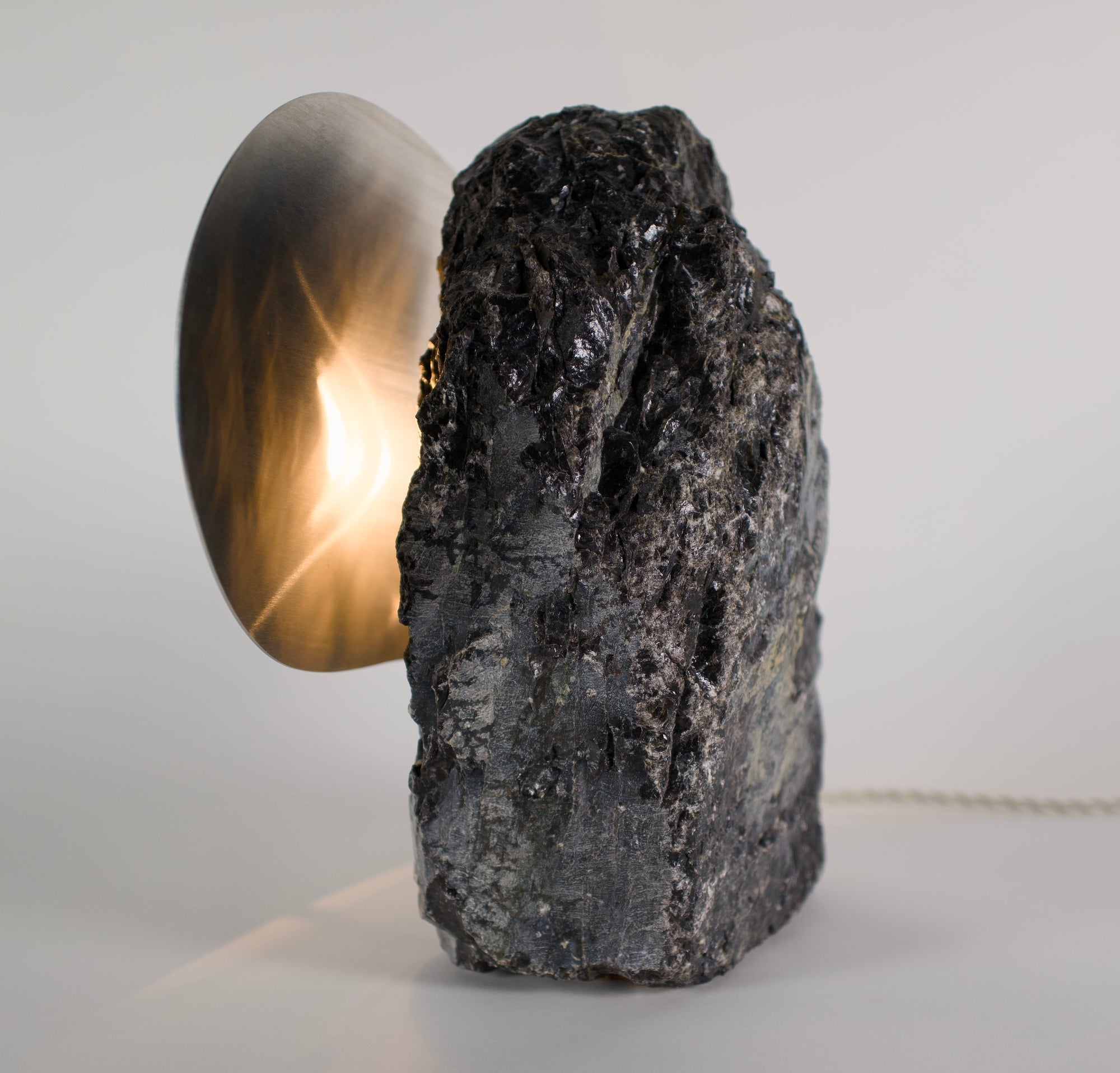 90568 Goibniu (2004 GV9)